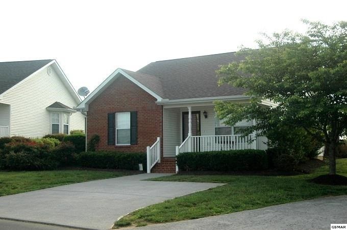 1513 Mayberry Ln, Sevierville, TN 37862