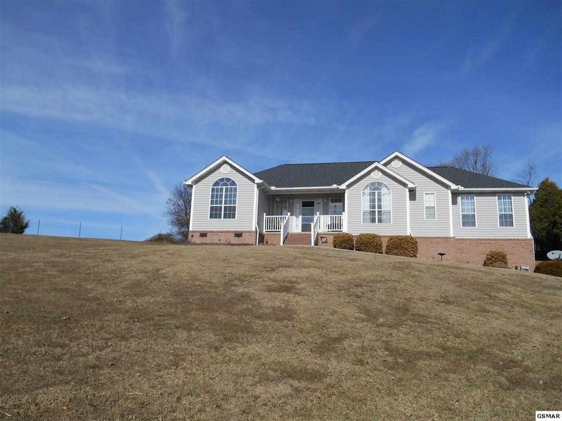 233 Dove Dr, Sevierville, TN 37876