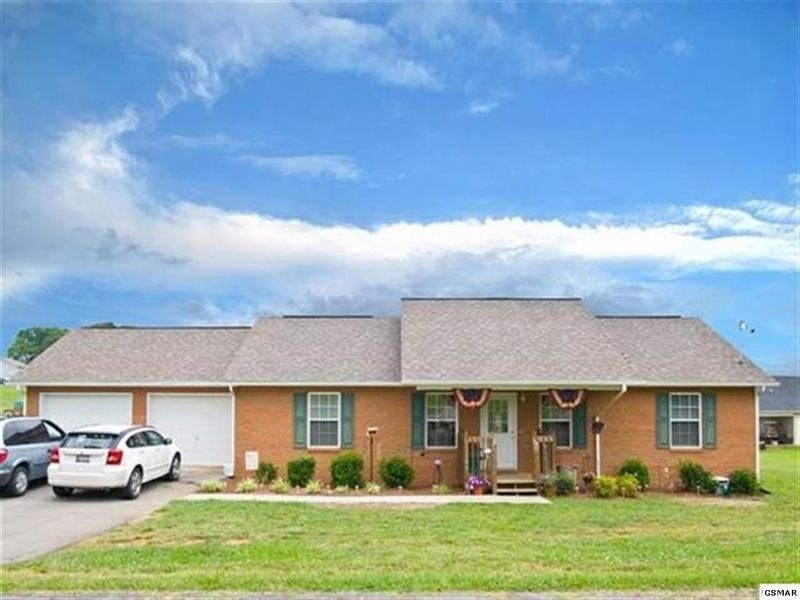 1771 Sand Plant Rd, Sevierville, TN 37876