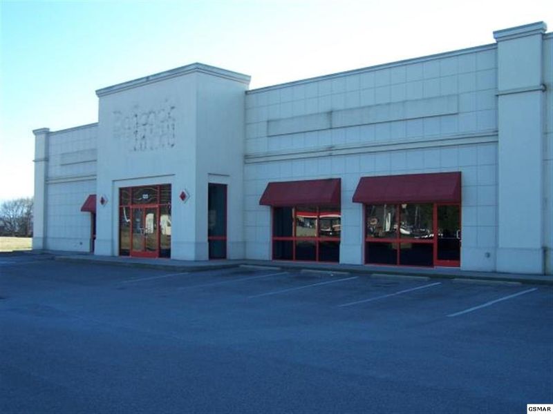 125 River Blvd, Sevierville, TN 37876