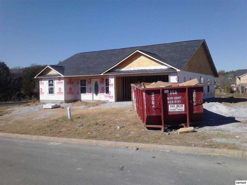 448 Cornus Ave, Sevierville, TN 37862