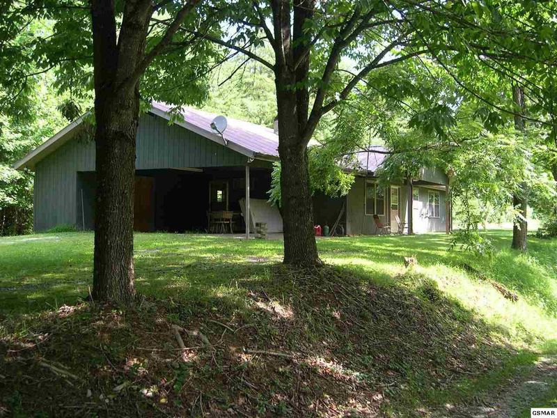 3655 Richardson Cv, Sevierville, TN 37876