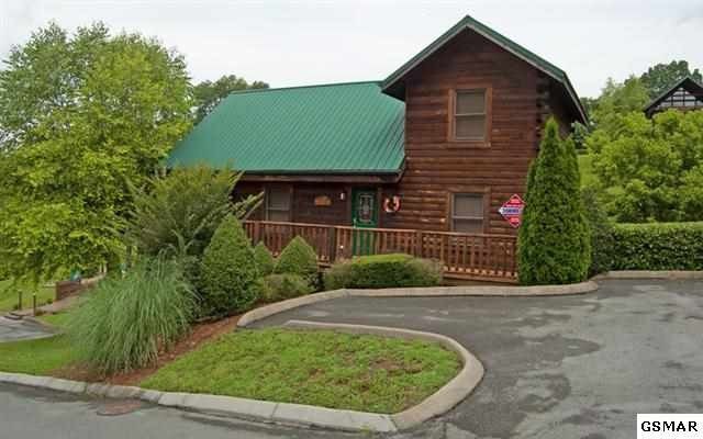 1625 Little Cabin Loop, Sevierville, TN 37876