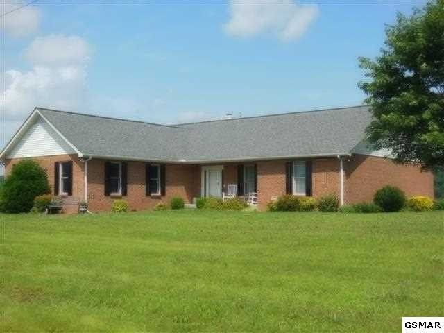 2425 Gentlemens Way, Sevierville, TN 37876