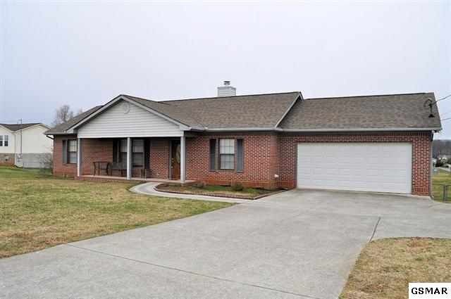 2302 Mccleary Rd, Sevierville, TN 37876