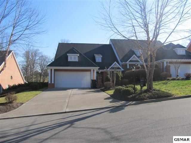 977 Fine Glen Dr, Sevierville, TN 37862
