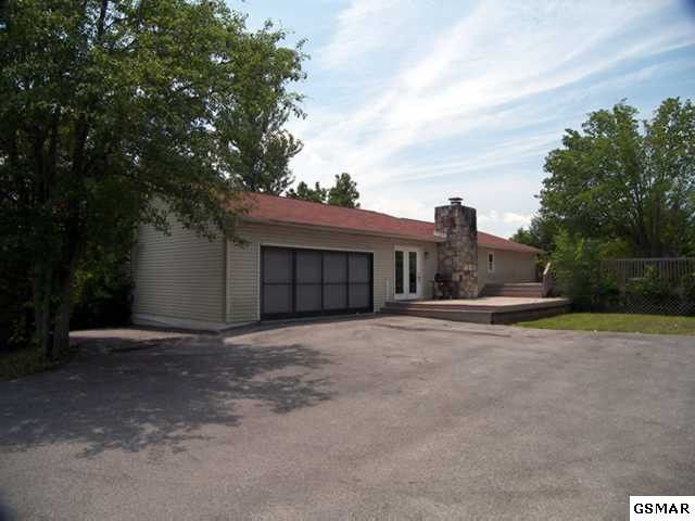 2040 Old Newport Hw, Sevierville, TN 37876