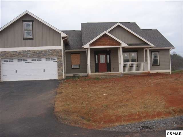 2821 Dalton Dr, Sevierville, TN 37876