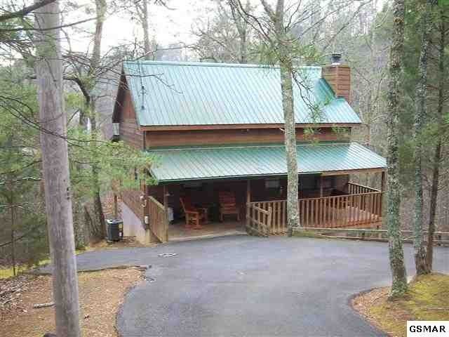 1716 Lake View Cir, Sevierville, TN 37863