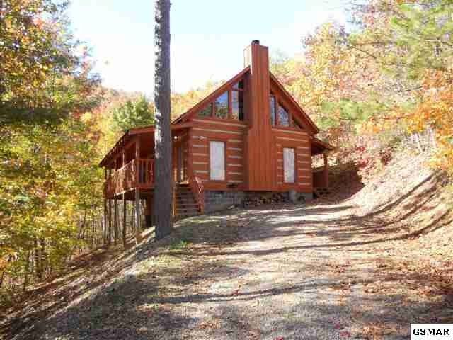 2112 Hummingbird Hill Way, Sevierville, TN 37876