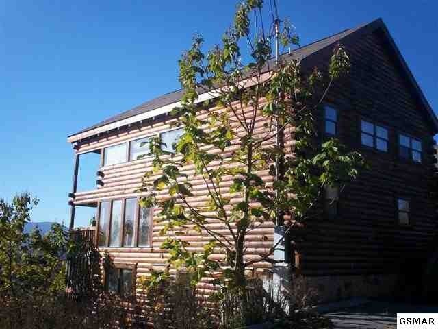 2272 Windy Ln, Sevierville, TN 37876
