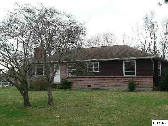 4208 Palm Dr, Knoxville, TN 37914