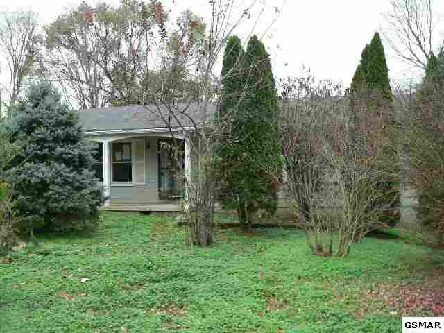 1108 Albany Rd, Knoxville, TN 37923