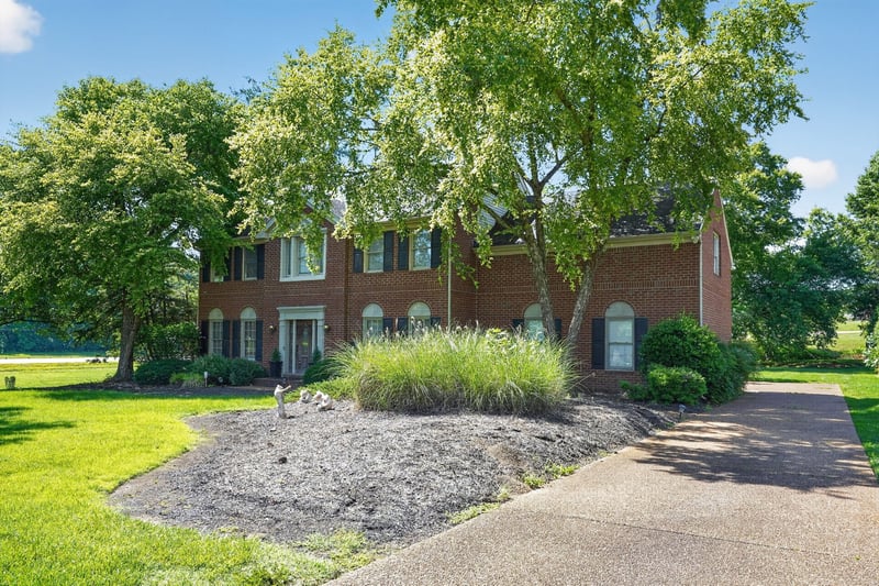 6418 Waterford Dr, Brentwood, TN 37027