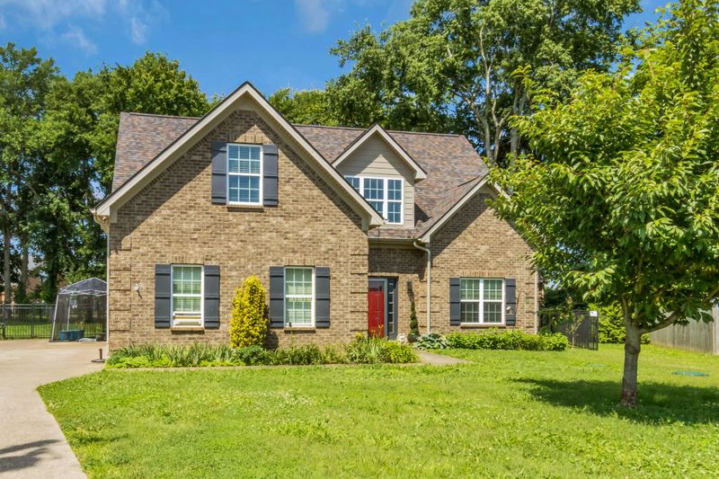 110 Bancroft Ct, Murfreesboro, TN 37129