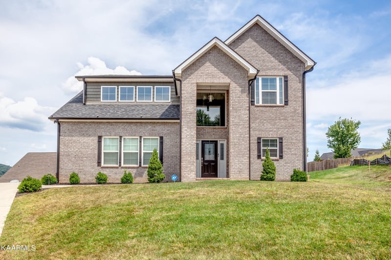516 Tuxford Ln, Knoxville, TN 37912