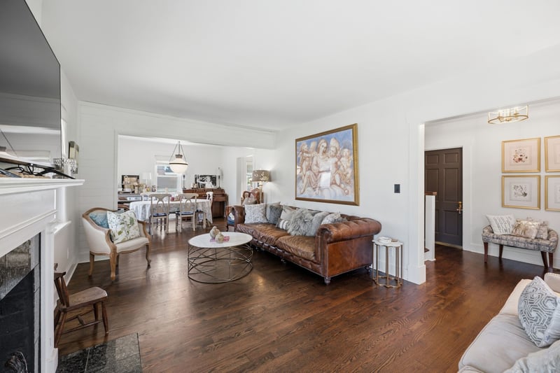 1003 Graybar Ln, Nashville, TN 37204