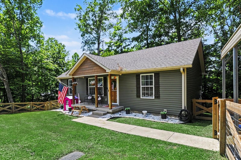 112 Jupiter Dr, Ashland City, TN 37015
