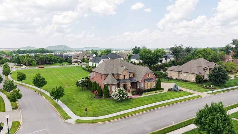 1260 Potter Ln, Gallatin, TN 37066