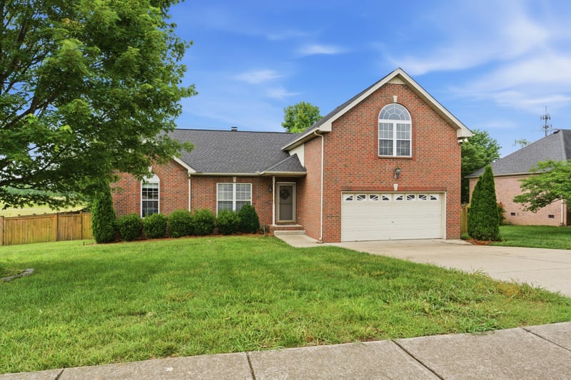1012 Rutherford Way, Hendersonville, TN 37075