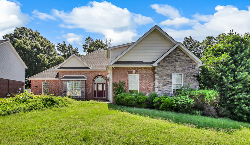 223 Misty Dr, Pleasant View, TN 37146