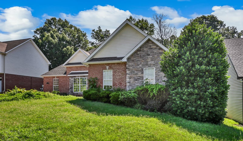 223 Misty Dr, Pleasant View, TN 37146