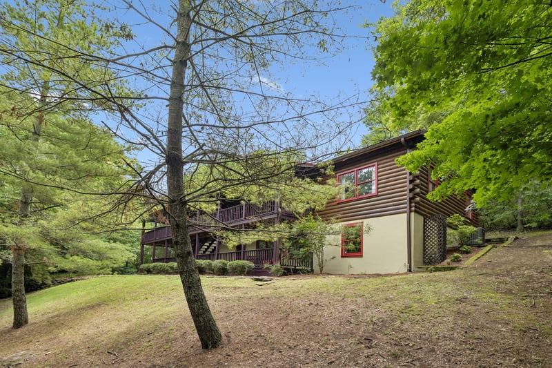 2668 Thompson Station Rd E, Thompsons Station, TN 37179