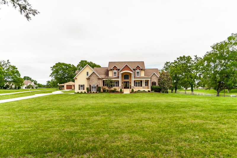 835 Douglas Bend Rd, Gallatin, TN 37066