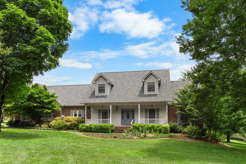 518 Heritage Dr, Ringgold, GA 30736