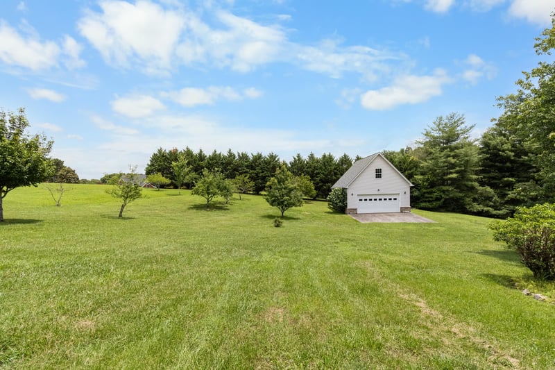 518 Heritage Dr, Ringgold, GA 30736