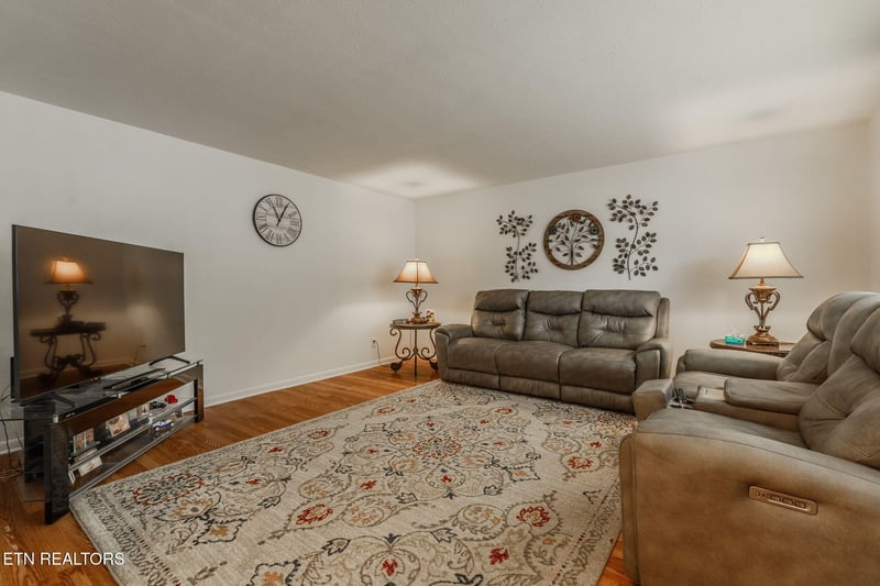 7817 Sweet Ln, Knoxville, TN 37938