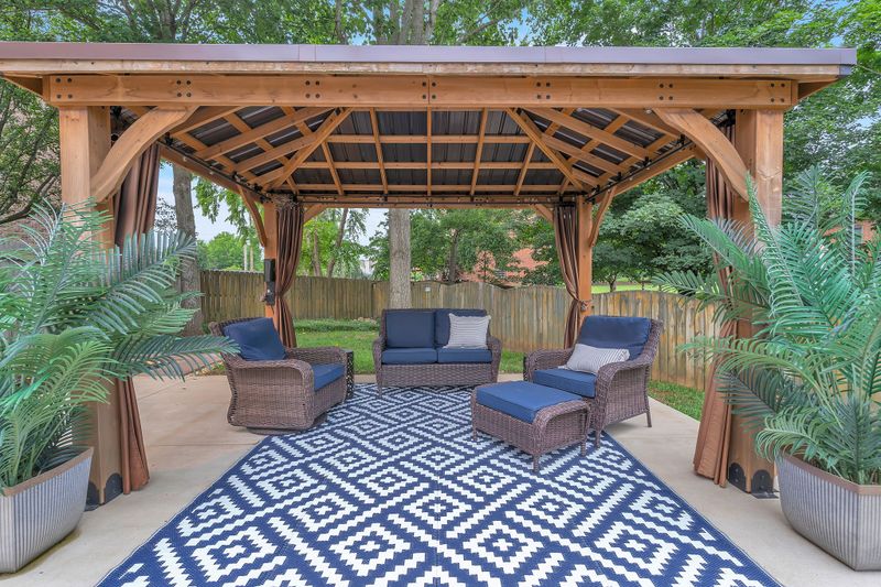 1308 King William Ct, Franklin, TN 37064