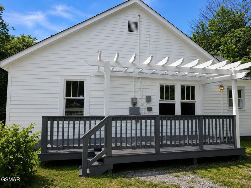1825 Newman Town Rd, Sevierville, TN 37862