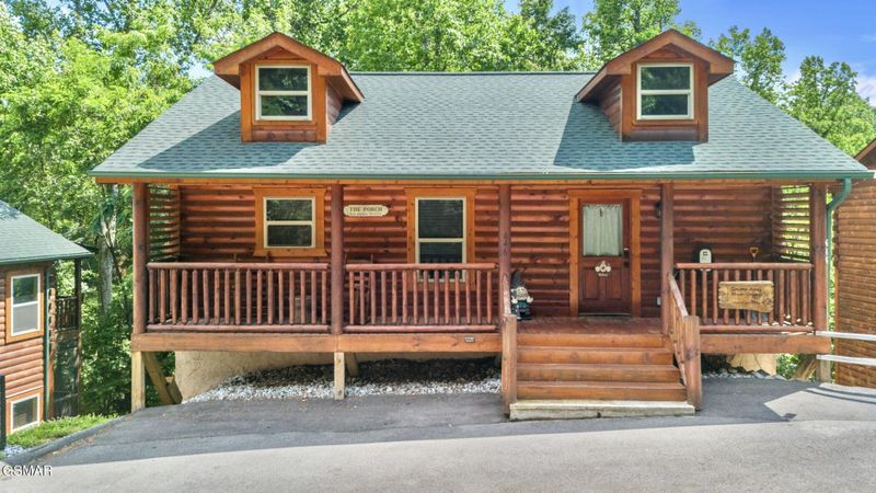 646 Stockton Dr, Sevierville, TN 37876