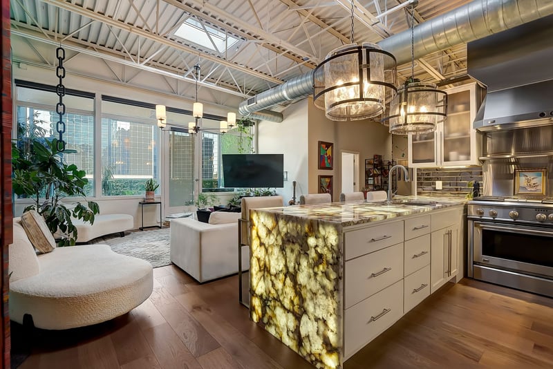 309 Church St #PH 605, Nashville, TN 37201