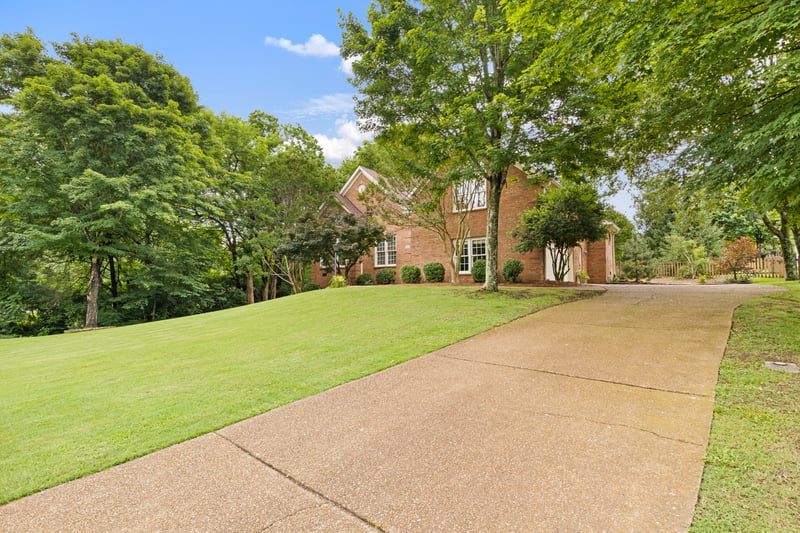 4040 Oxford Glen Dr, Franklin, TN 37067