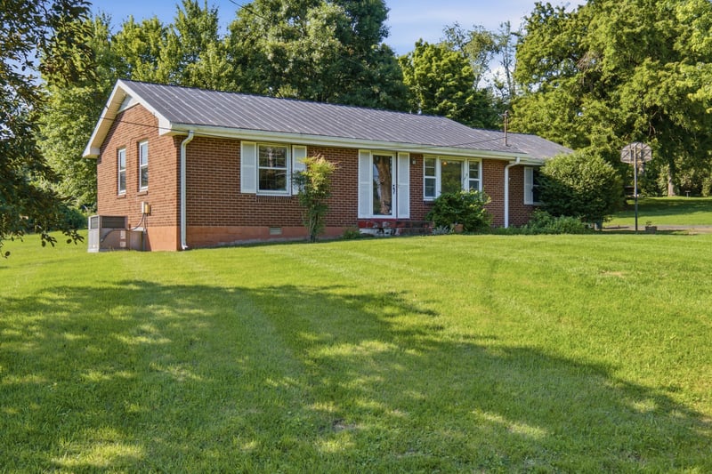 1948 Omohundro Dr, Nashville, TN 37210