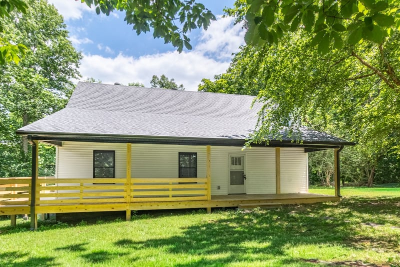 127 Shade Tree Ct, Pegram, TN 37143
