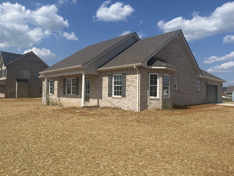 3370 Curie Cir, Christiana, TN 37037