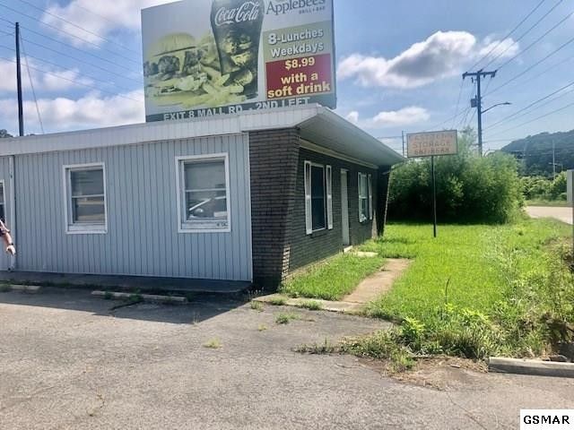 2301 Dutch Valley Rd, Knoxville, TN 37918