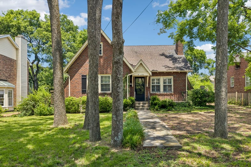 1910 Sweetbriar Ave, Nashville, TN 37212