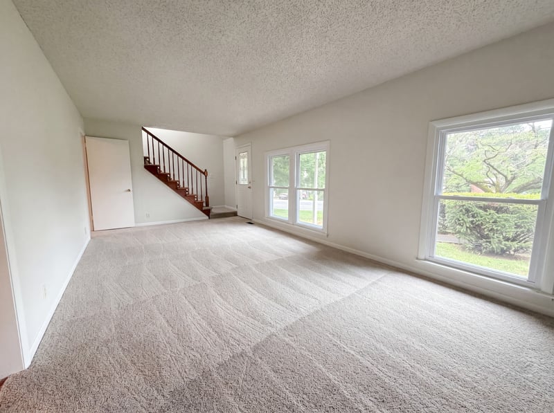 2536 Edge O Lake Dr, Nashville, TN 37217