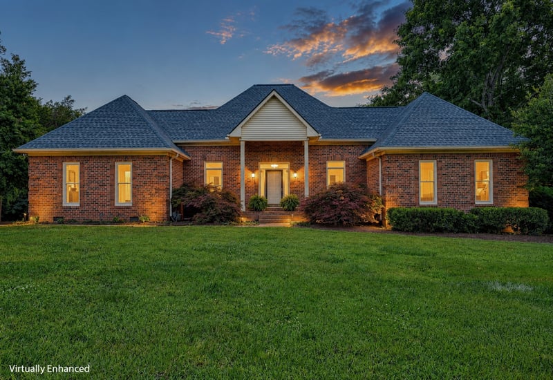 1135 Stirlingshire Dr, Hendersonville, TN 37075