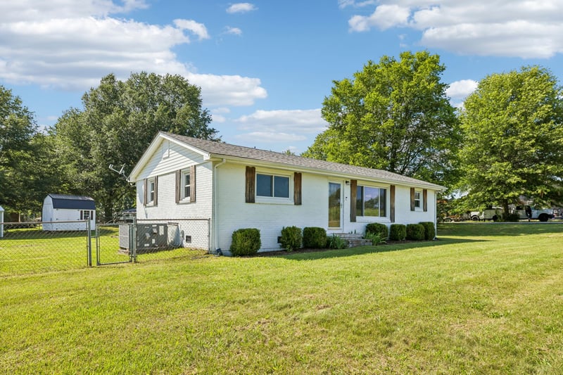 116 Ellis Dr, Pleasant View, TN 37146