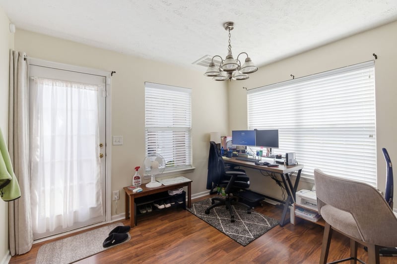 4053 George Buchanan Dr, La Vergne, TN 37086
