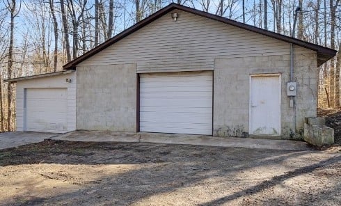 1231 Abiff Rd, Bon Aqua, TN 37025