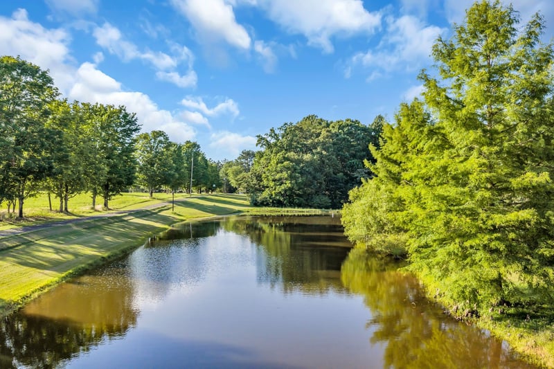 1231 Abiff Rd, Bon Aqua, TN 37025