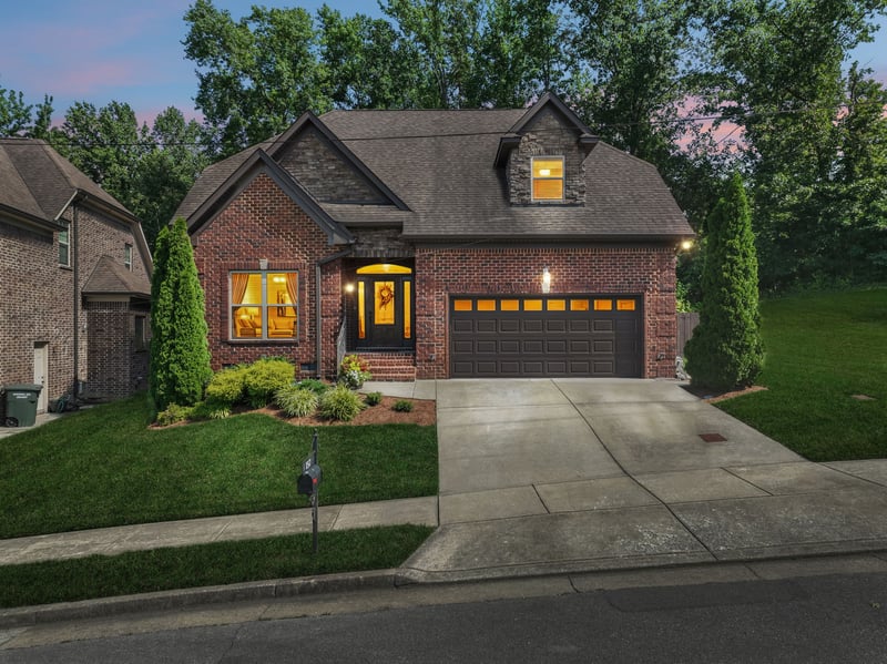 157 Tulip Grove Pt, Hermitage, TN 37076