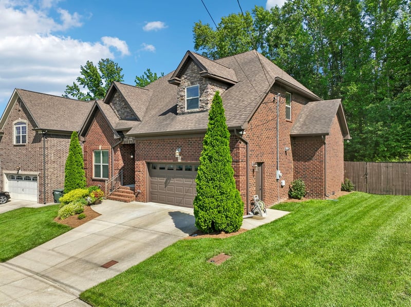 157 Tulip Grove Pt, Hermitage, TN 37076