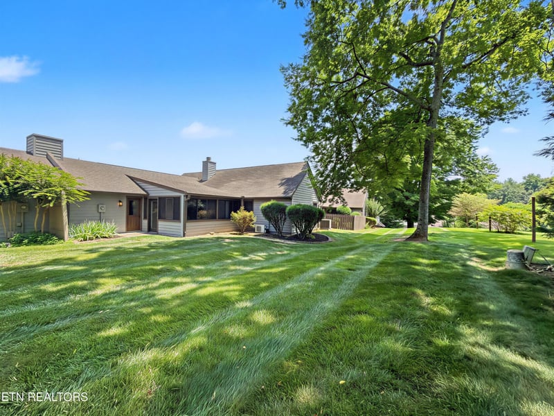 103 Hill Run Dr, Maryville, TN 37803